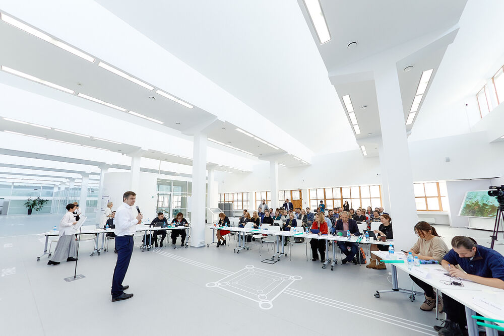 На фотографии зал для проведения мероприятий Точки кипения — Коммуны