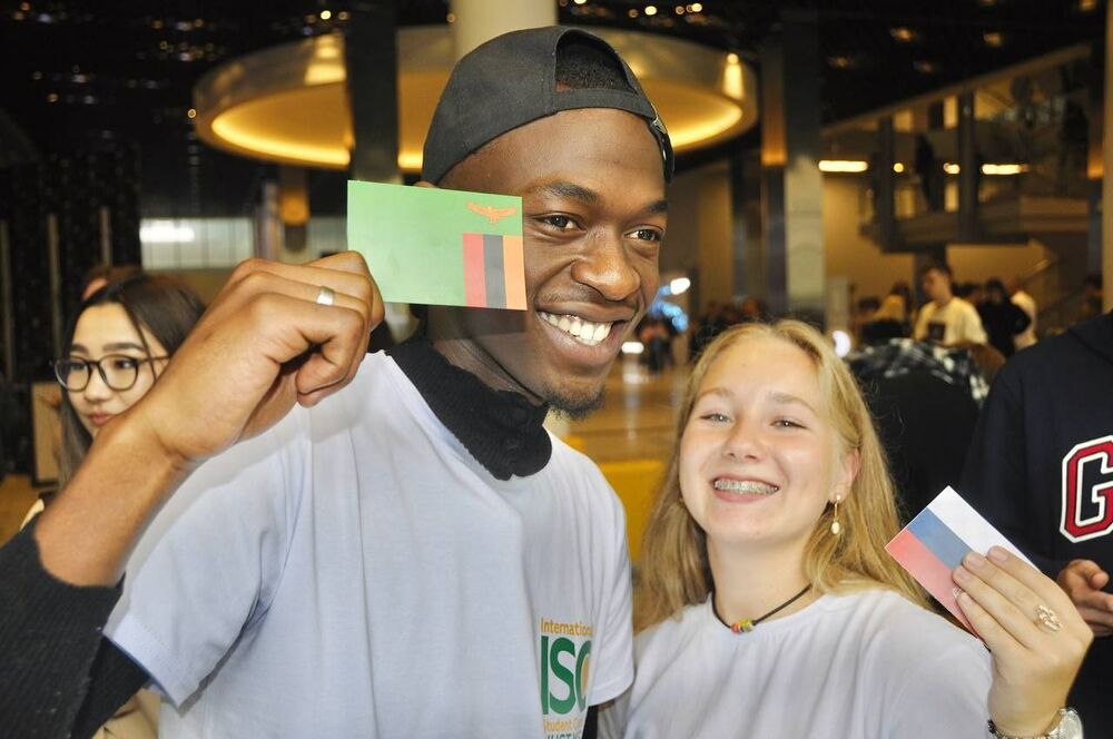 Иностранные студенты НИТУ МИСИС